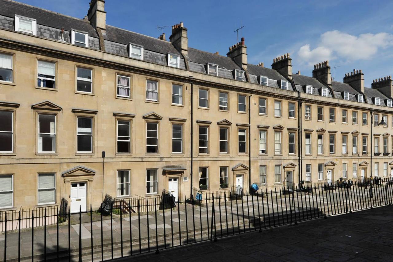 Central Luxury Bath Garden Apartment Free Parking Exterior photo