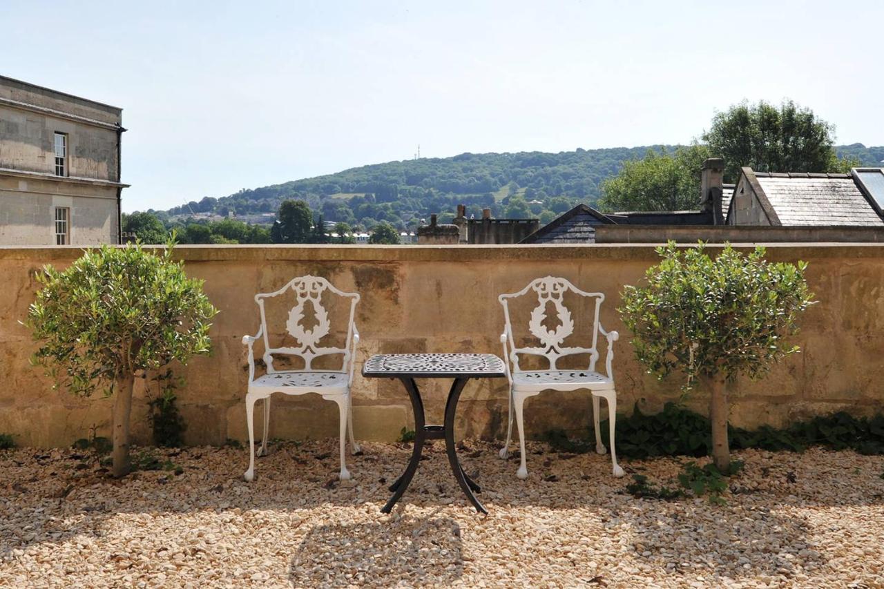 Central Luxury Bath Garden Apartment Free Parking Exterior photo